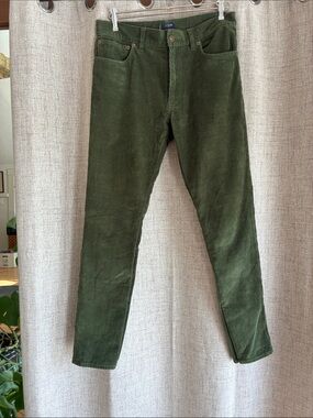 J. Crew Men’s Dark Olive Corduroy Pants 32x32